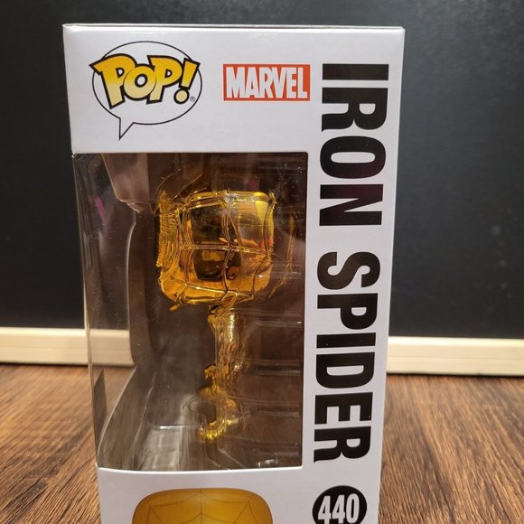 Marvel Studios The First Ten Years Iron Spider (Gold Chrome) Fan Vote Winner Pop - Picture 2 of 7